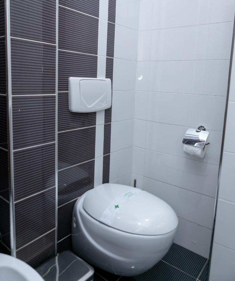 Spacious City Paradise - 3Br Apt In The Heart Of טיראנה מראה חיצוני תמונה
